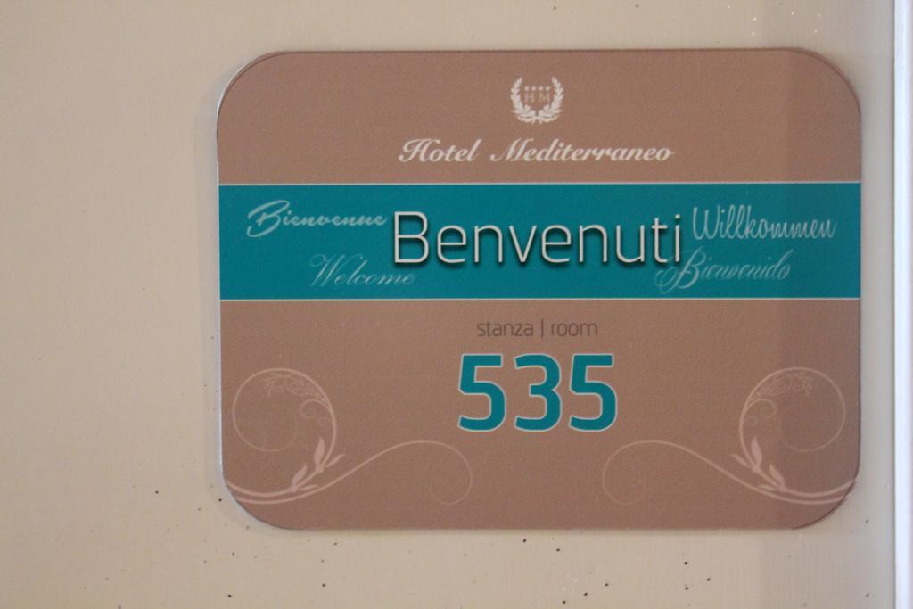 Hotel Mediterraneo Roccella Ionica Habitación foto